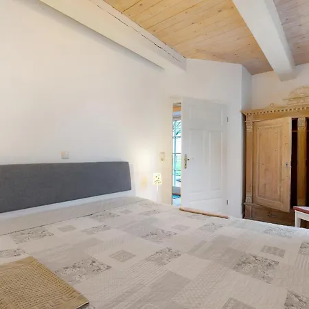 Haus Muehlenhof 1 Apartment Hillgroven